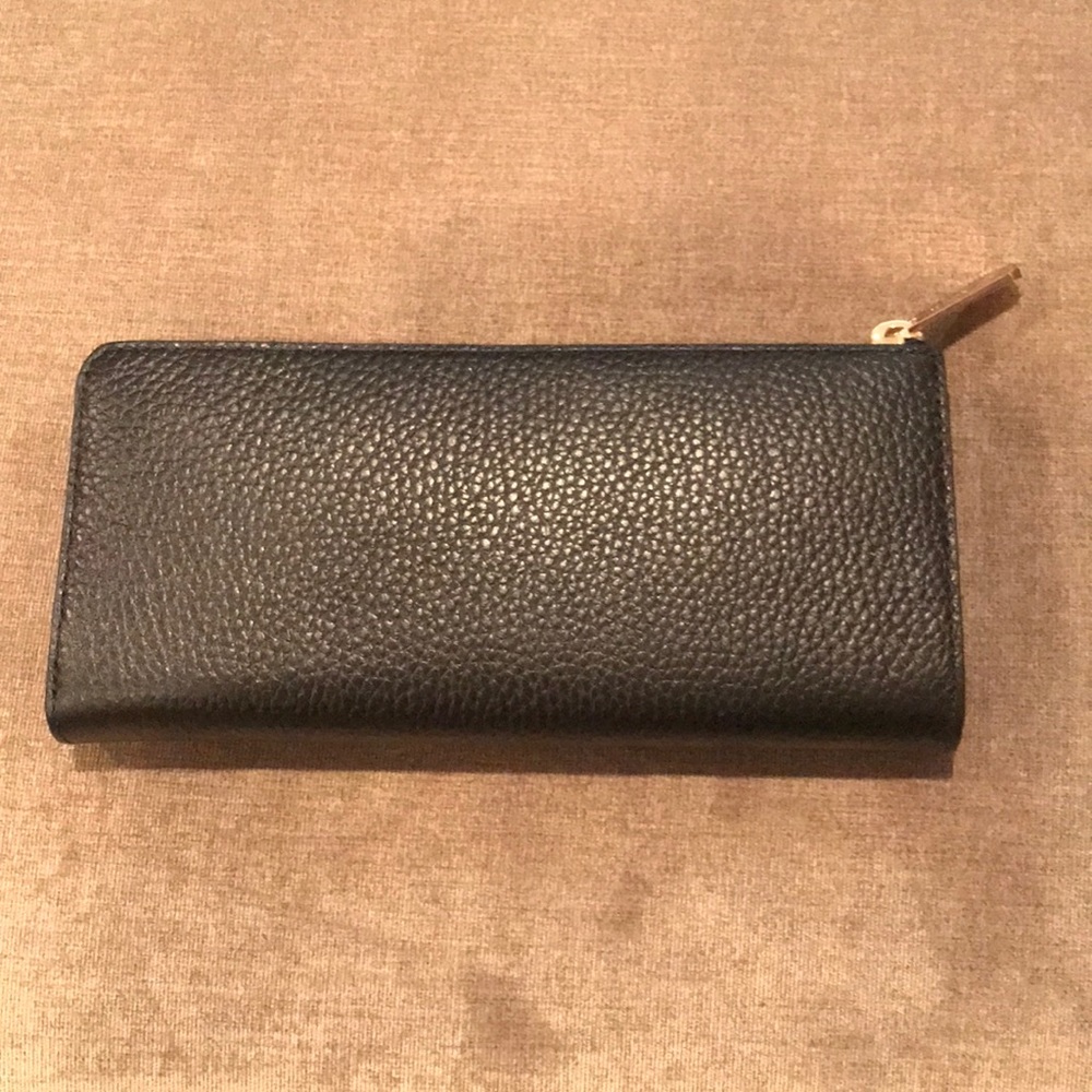 Michael Kors Wallet - Picture 4 of 6